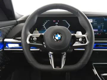 BMW 740d xDrive M Sport Pro - Garantie pana 10 2028