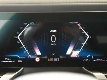 BMW 740d xDrive M Sport Pro - Garantie pana 10 2028