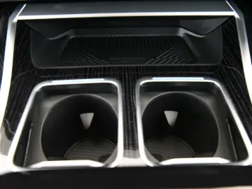 BMW 740d xDrive M Sport Pro - Garantie pana 10 2028