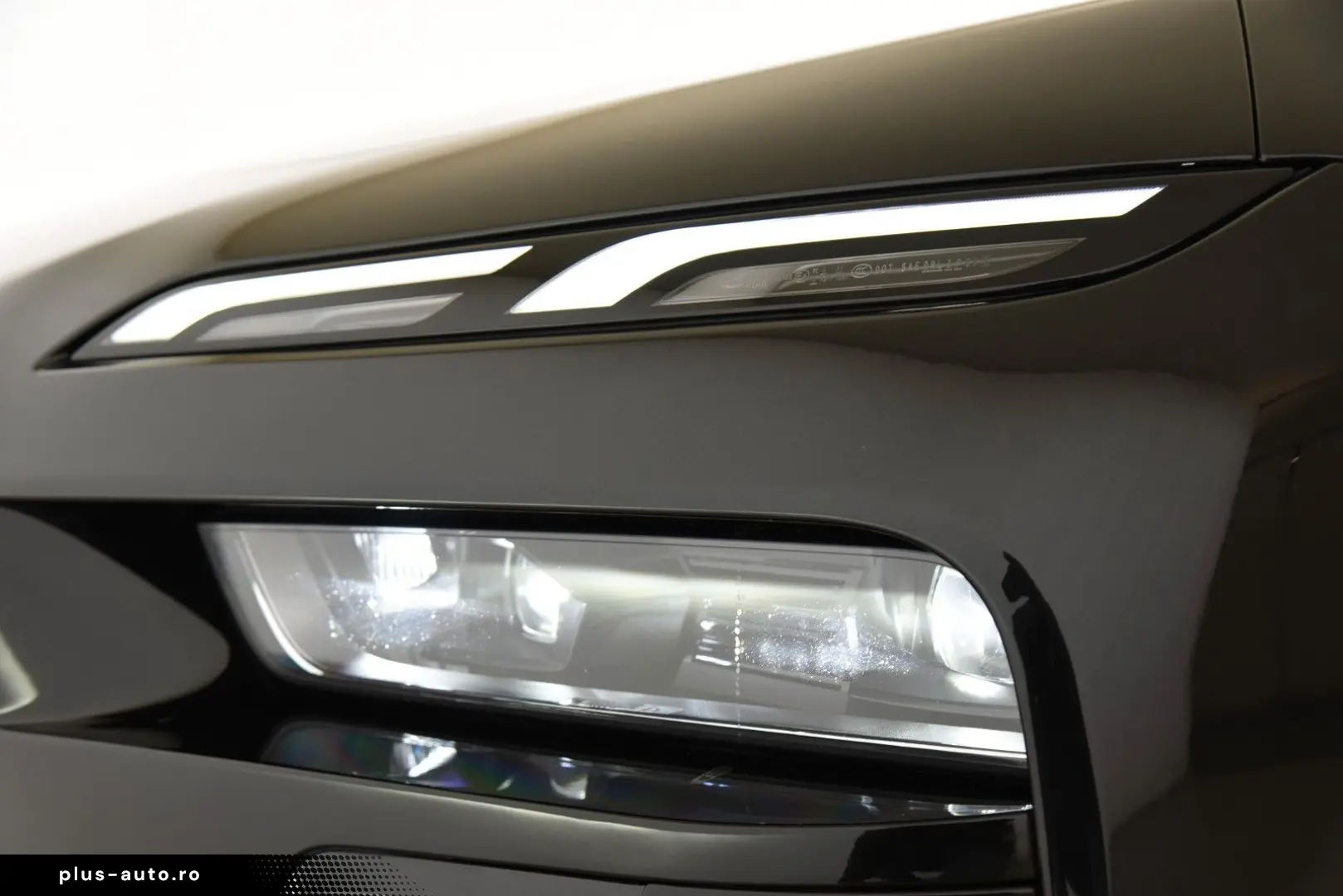 BMW 740d xDrive M Sport Pro - Garantie pana 10 2028