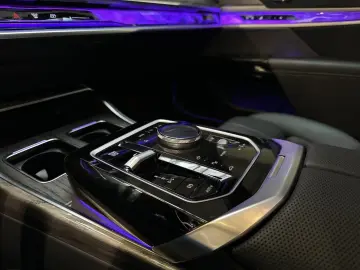 BMW 740d xDrive Autobahnass