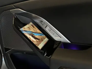 BMW 740d xDrive Autobahnass