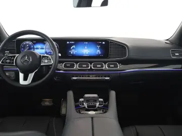 MERCEDES-BENZ GLS 600 Maybach MANUFAKTUR First-Class Fond-TV