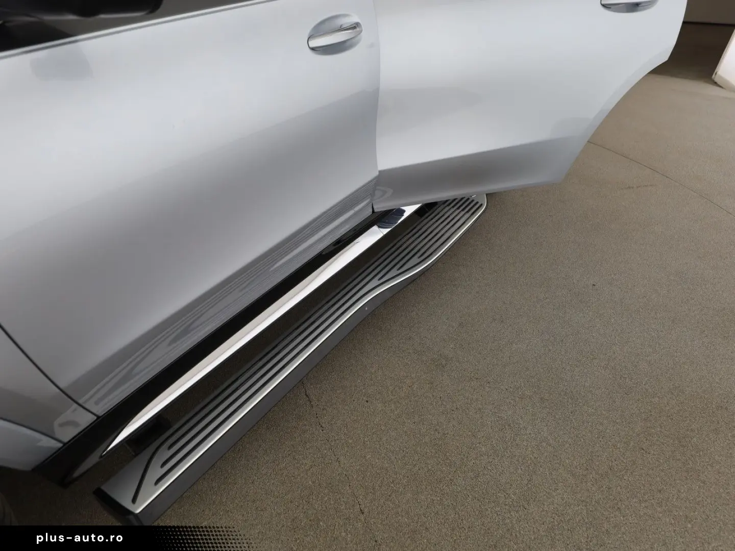 MERCEDES-BENZ GLS 600 Maybach MANUFAKTUR First-Class Fond-TV