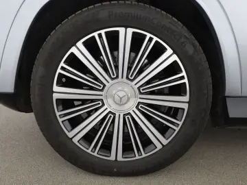 MERCEDES-BENZ GLS 600 Maybach MANUFAKTUR First-Class Fond-TV