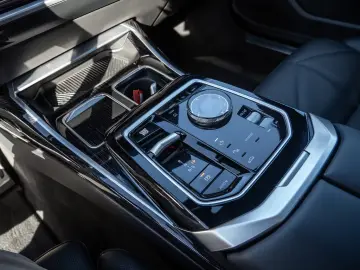 BMW 740d xDrive M-Sport