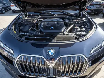BMW 740d xDrive M-Sport