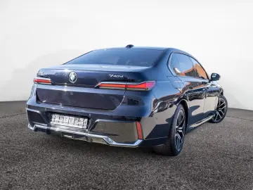 BMW 740d xDrive M-Sport