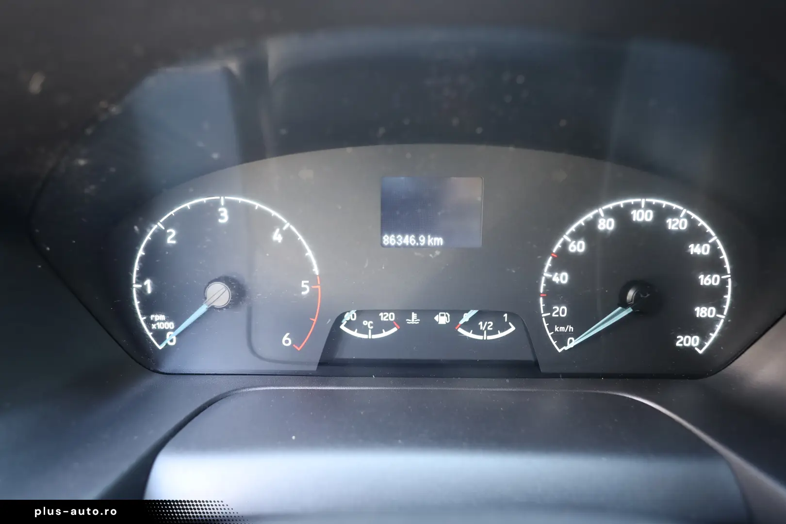 Ford Transit Custom L2H1 2.0 105CP