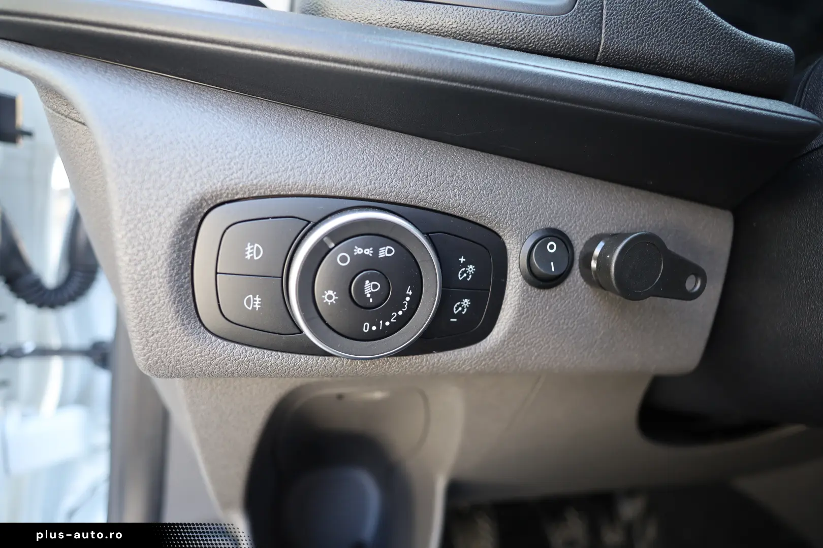 Ford Transit Custom L2H1 2.0 105CP