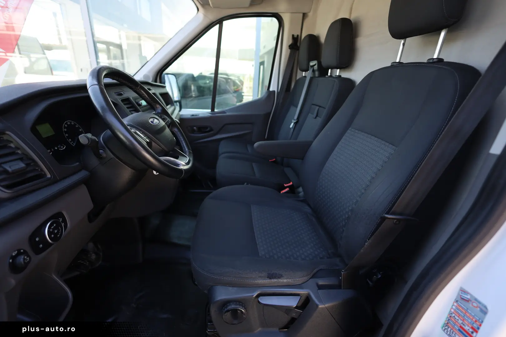 Ford Transit L3H2 2.0D 130CP