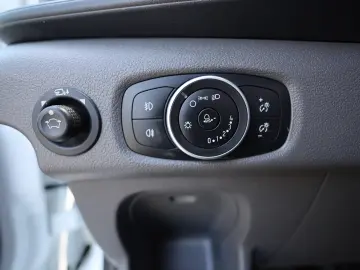 Ford Transit L3H2 2.0D 130CP