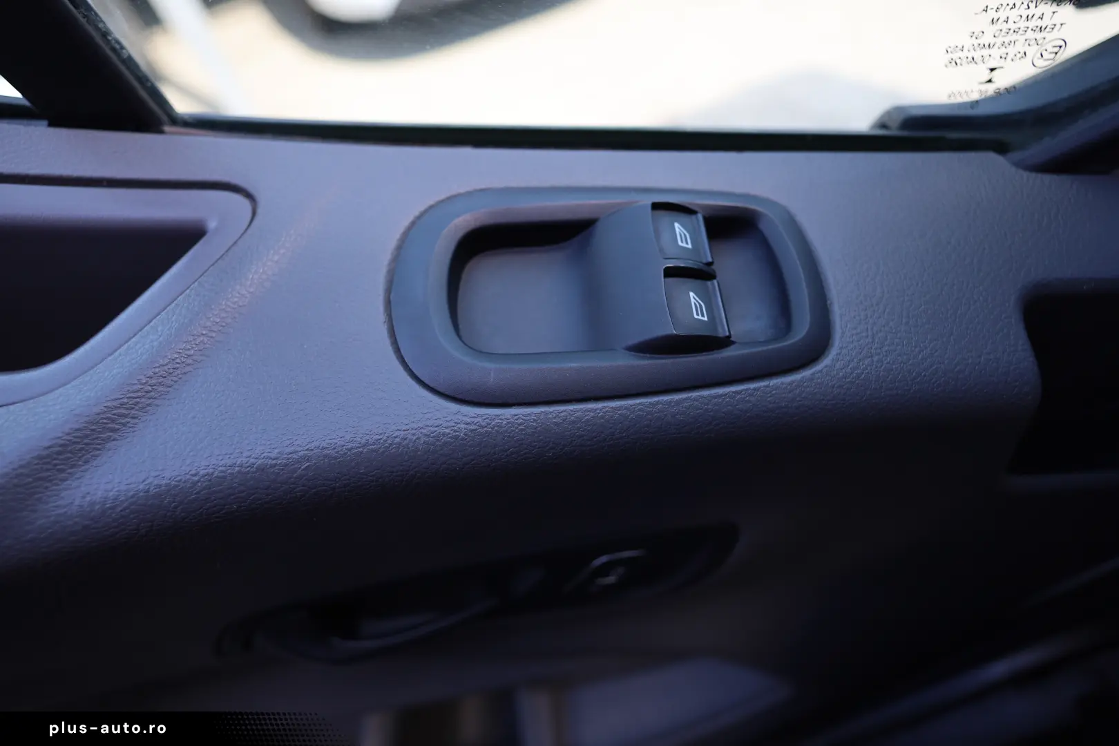 Ford Transit L3H2 2.0D 130CP