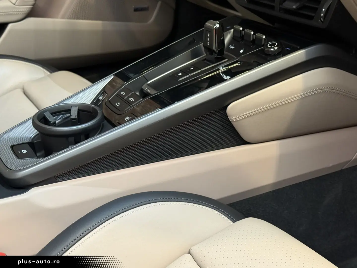 PORSCHE 992 911 Carrera  S Cabriolet SPORTDESIGN