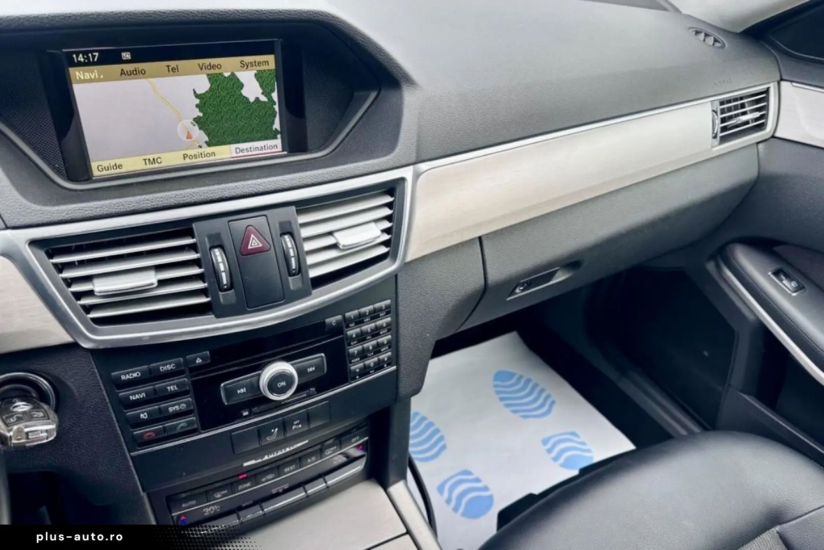 Mercedes E 350CDI 4Matic 7G-tronic Aut. Distronic Navi Xenon