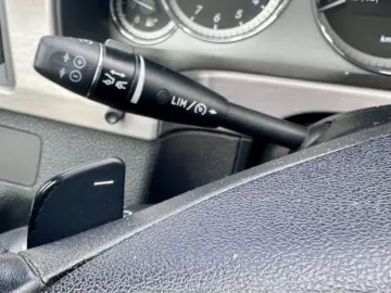 Mercedes E 350CDI 4Matic 7G-tronic Aut. Distronic Navi Xenon