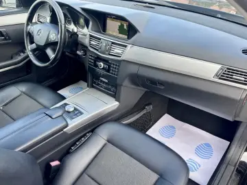 Mercedes E 350CDI 4Matic 7G-tronic Aut. Distronic Navi Xenon