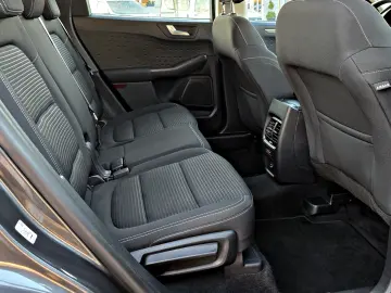 FORD Kuga 4x4 TITANIUM