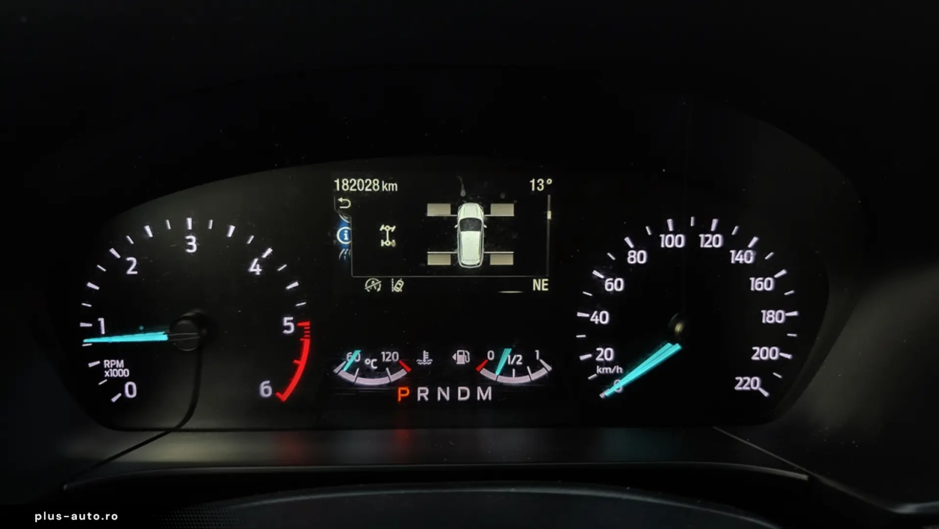 FORD Kuga 4x4 TITANIUM