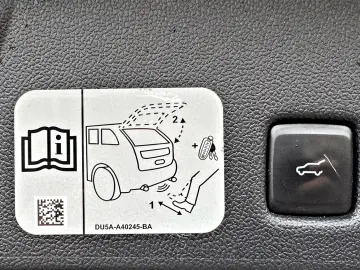 FORD Kuga 4x4 TITANIUM