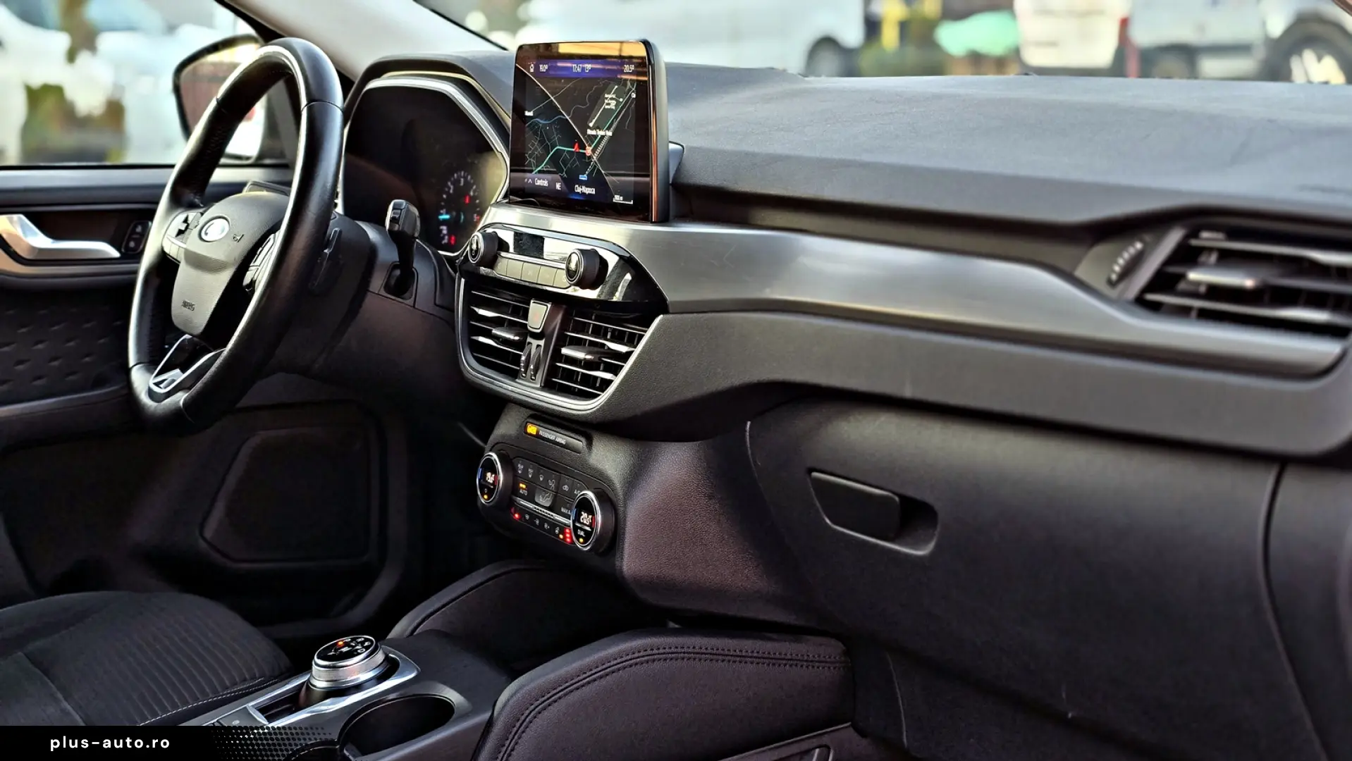 FORD Kuga 4x4 TITANIUM