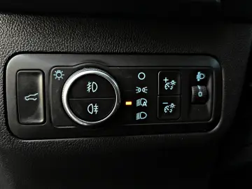 FORD Kuga 4x4 TITANIUM