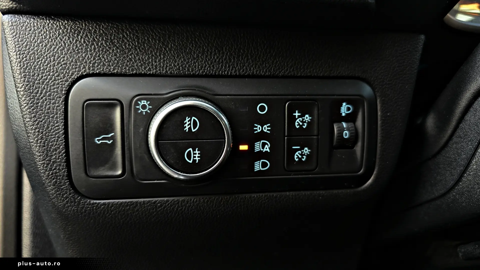 FORD Kuga 4x4 TITANIUM