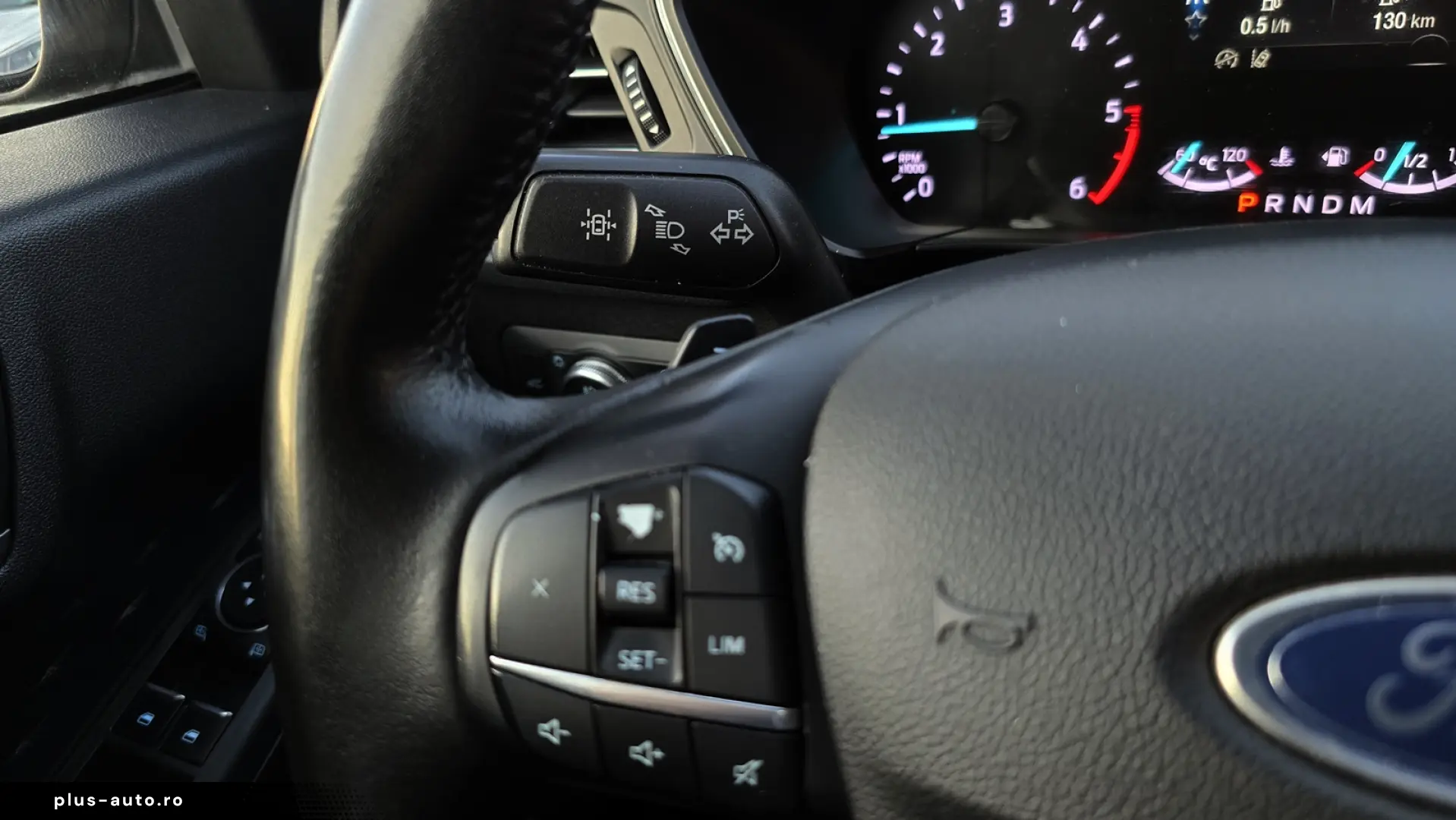 FORD Kuga 4x4 TITANIUM