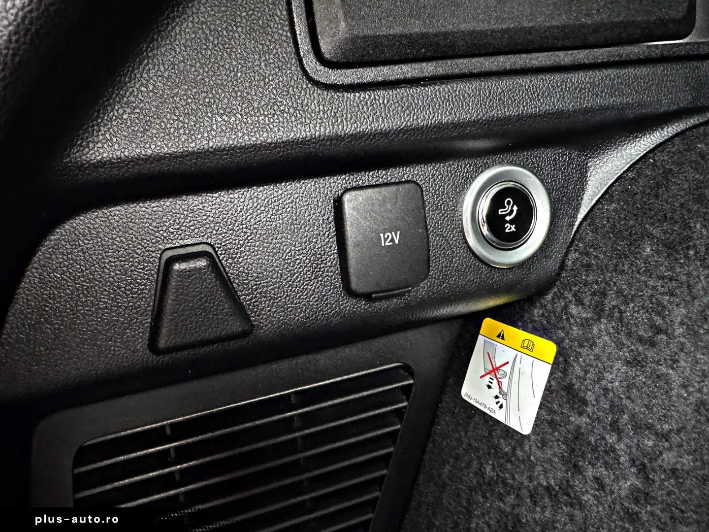 FORD Kuga 4x4 TITANIUM