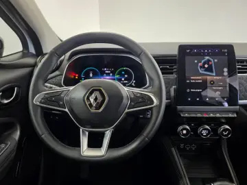 RENAULT ZOE Z.E. 50 Z.E. R135 iconic