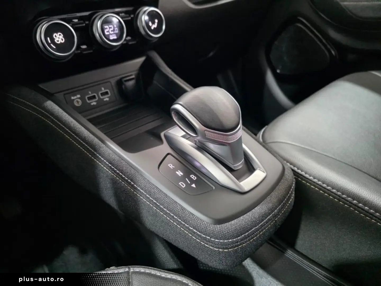 RENAULT ZOE Z.E. 50 Z.E. R135 iconic