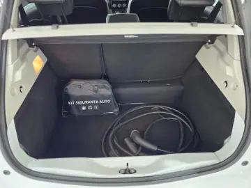 RENAULT ZOE Z.E. 50 Z.E. R135 iconic