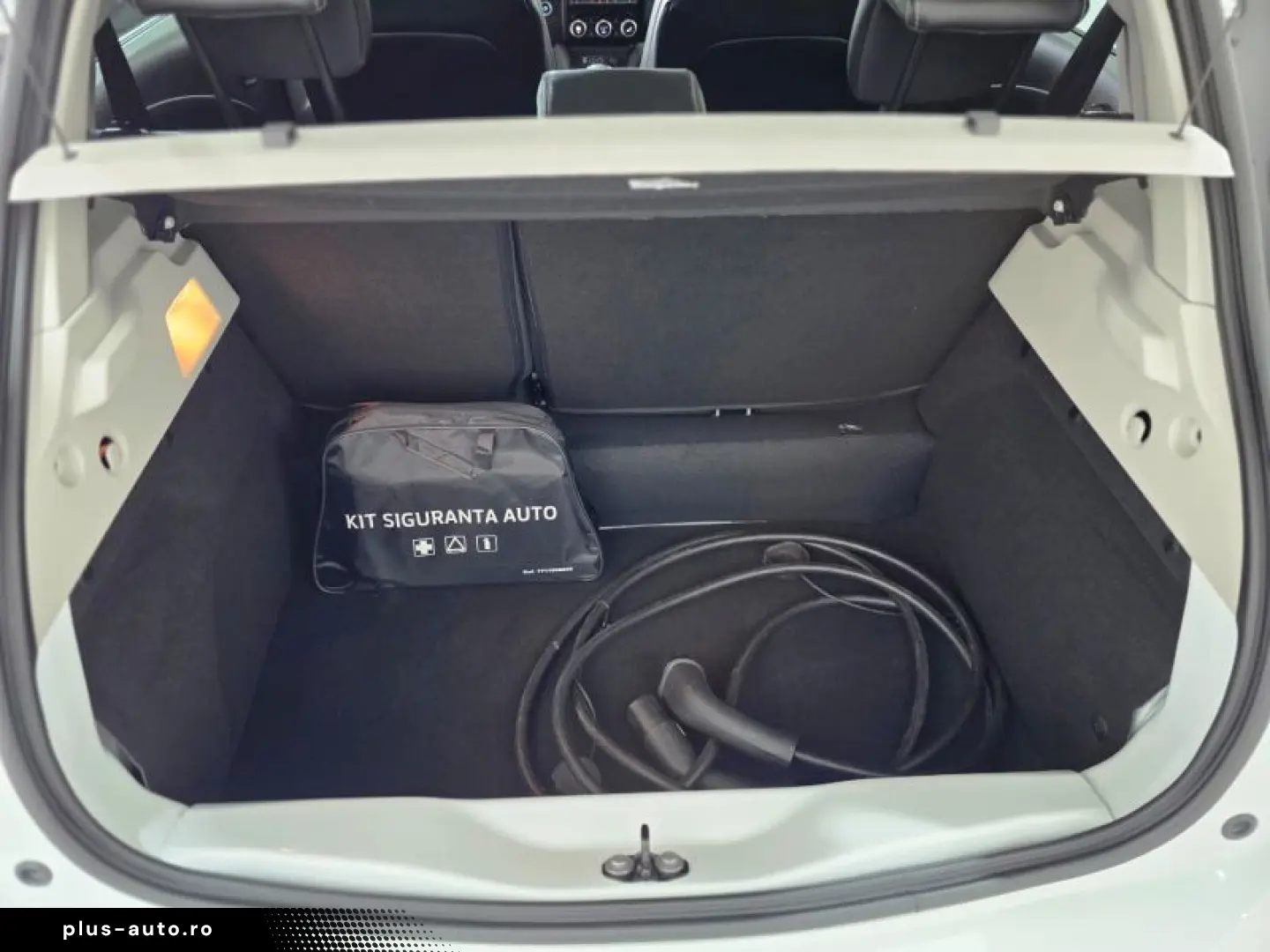 RENAULT ZOE Z.E. 50 Z.E. R135 iconic