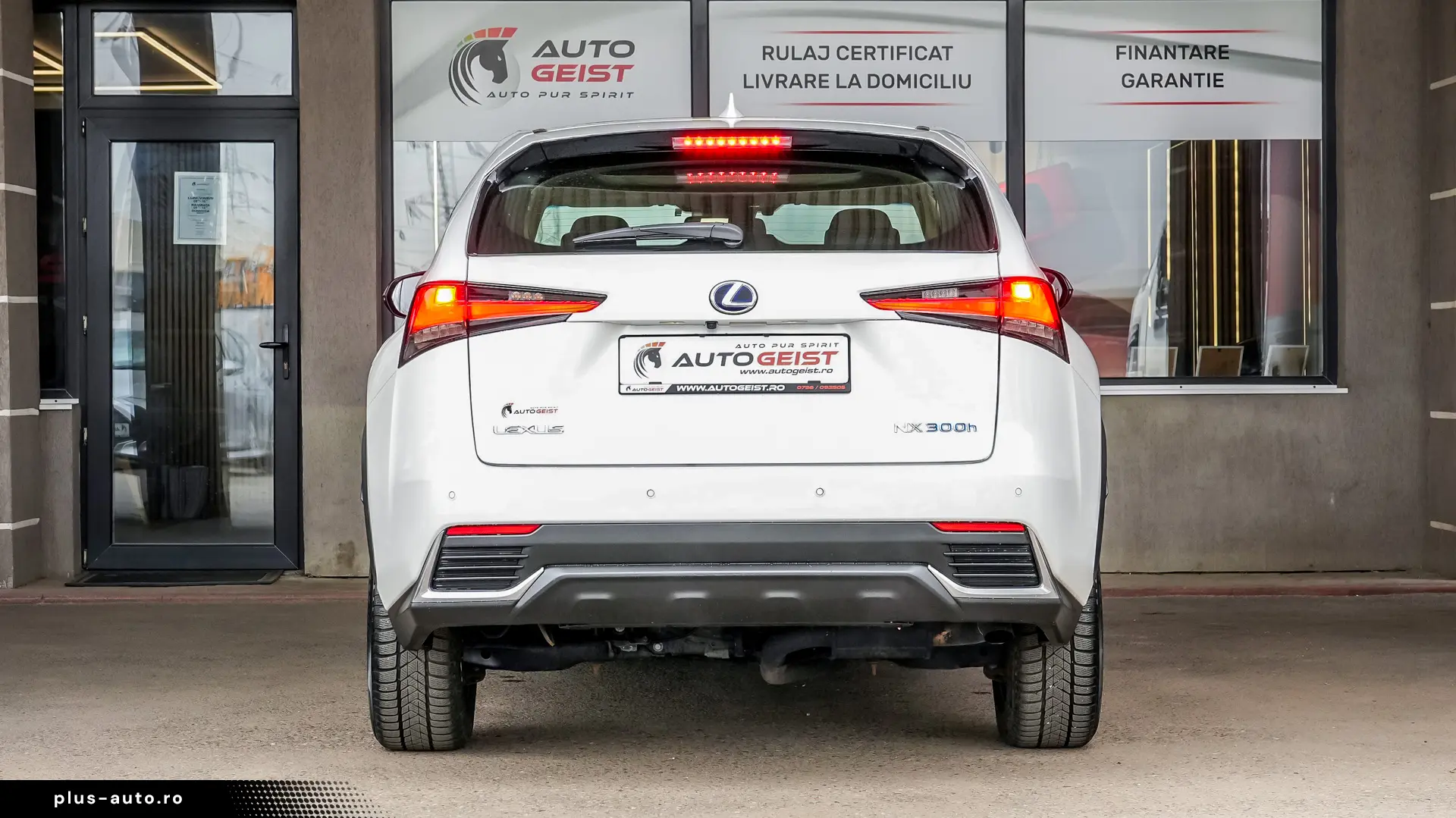 Lexus NX 300h 2.5 Sport 4wd
