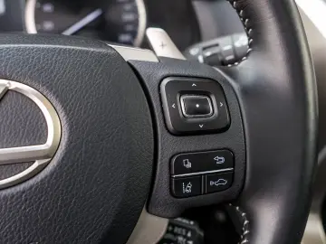 Lexus NX 300h 2.5 Sport 4wd