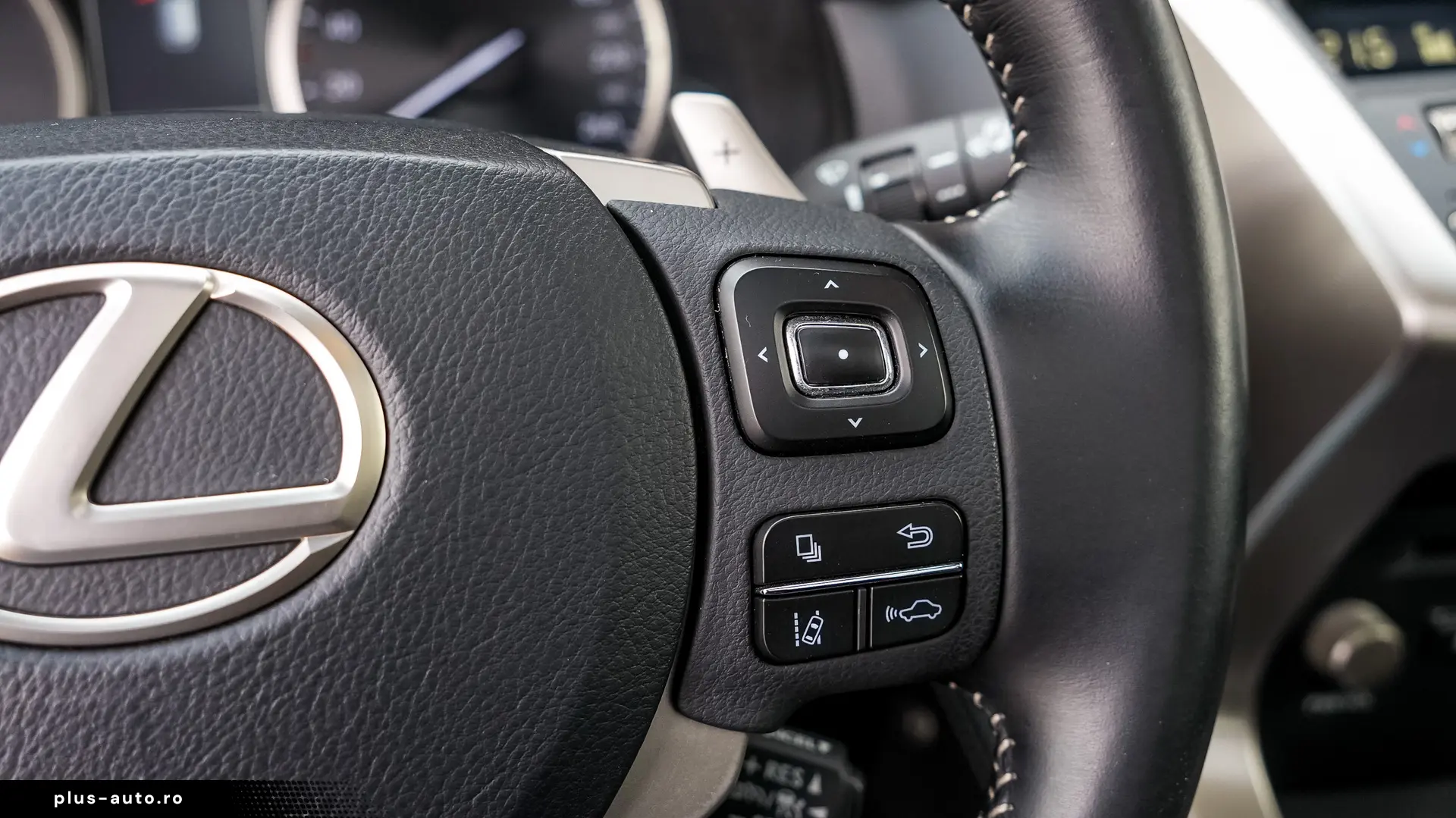 Lexus NX 300h 2.5 Sport 4wd