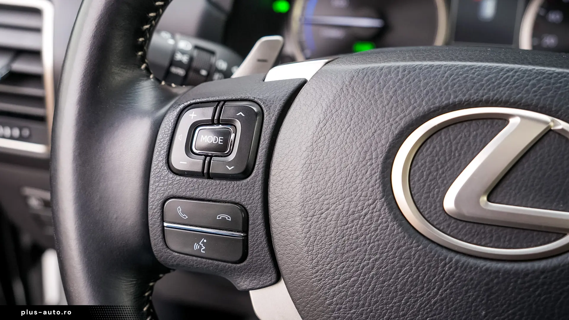 Lexus NX 300h 2.5 Sport 4wd