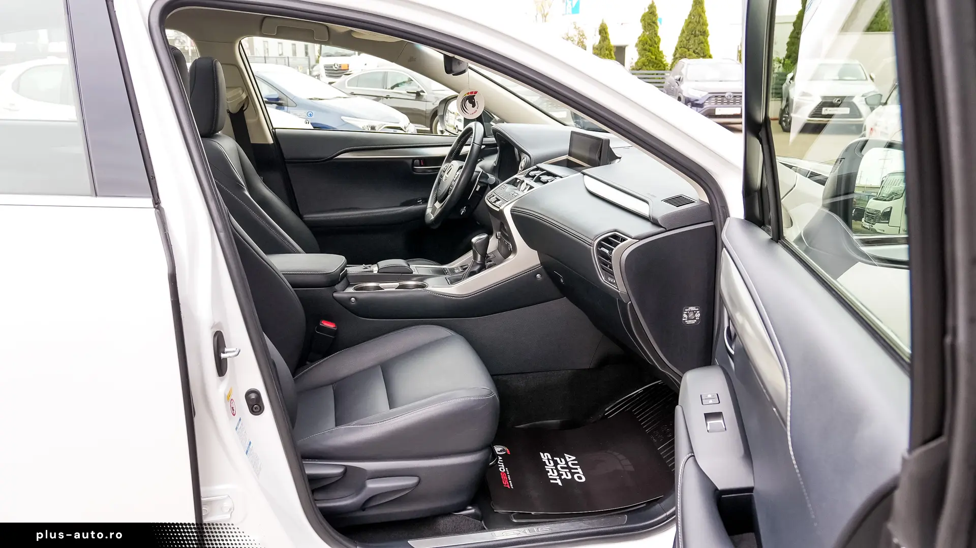 Lexus NX 300h 2.5 Sport 4wd