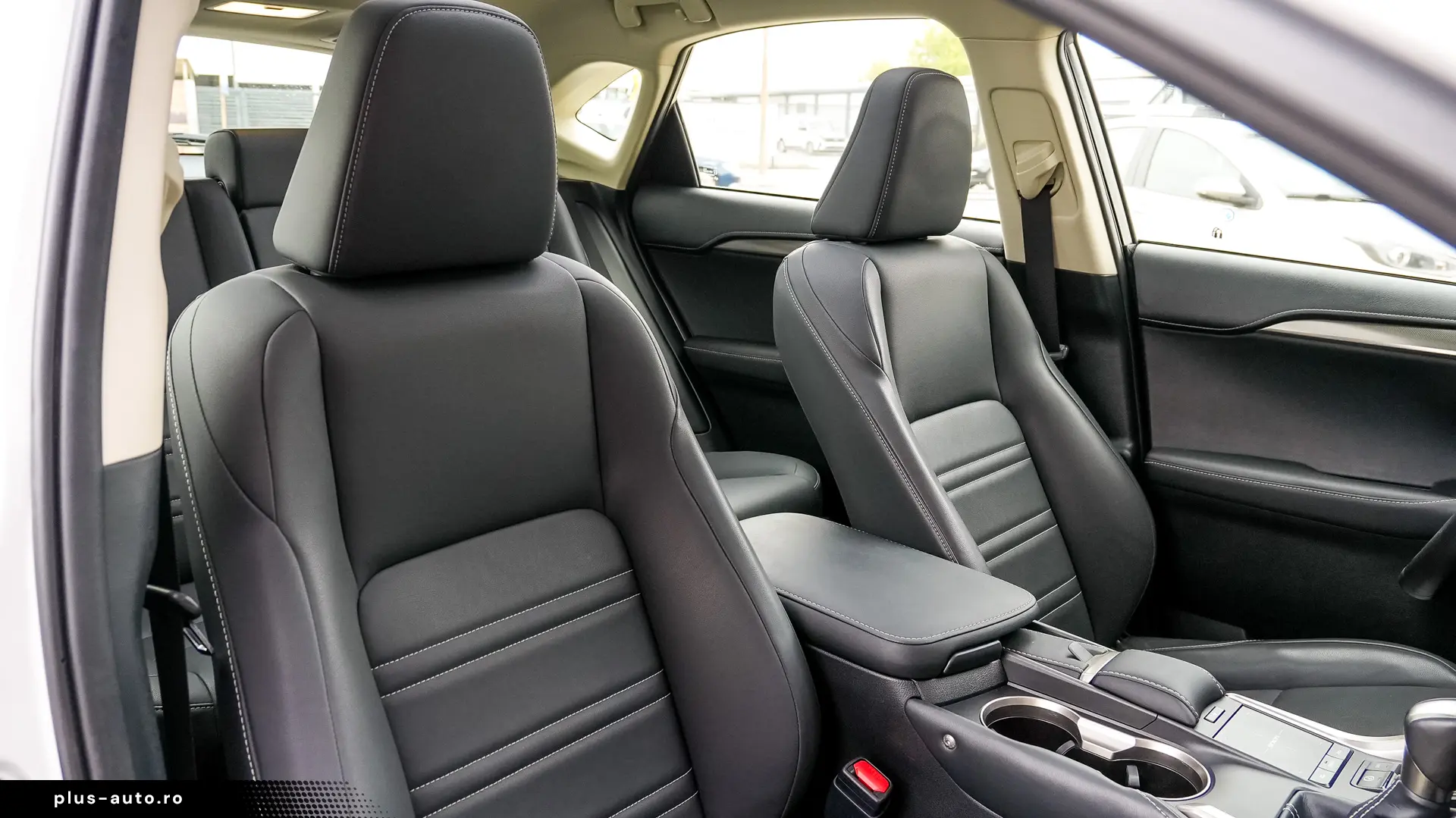 Lexus NX 300h 2.5 Sport 4wd