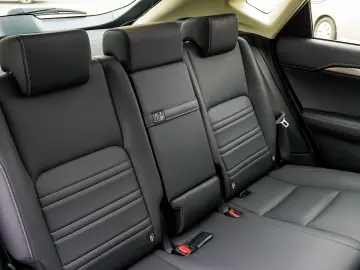 Lexus NX 300h 2.5 Sport 4wd