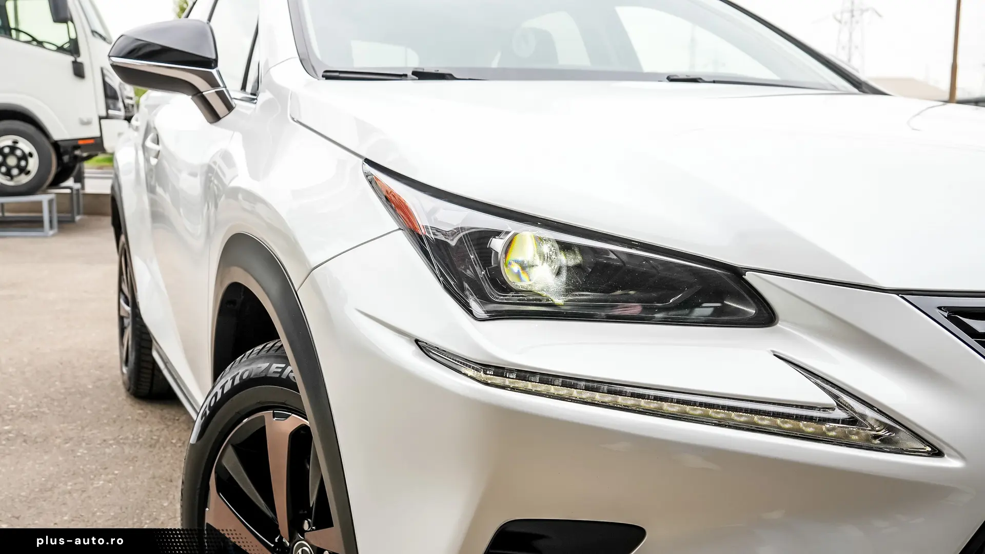 Lexus NX 300h 2.5 Sport 4wd