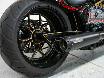 Harley-Davidson Breakout 114 Thunderbike