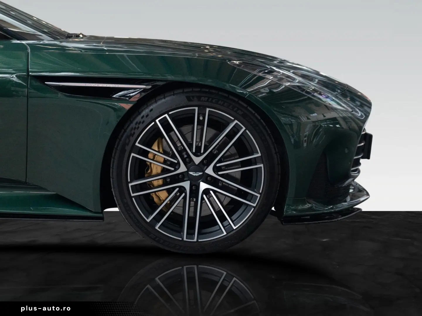 ASTON MARTIN DB12 Volante   Q - Options   Jewellery Pack