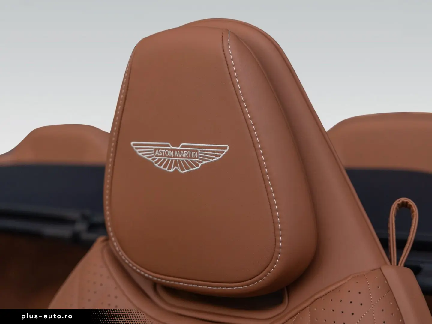 ASTON MARTIN DB12 Volante   Q - Options   Jewellery Pack