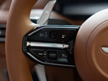 ASTON MARTIN DB12 Volante   Q - Options   Jewellery Pack