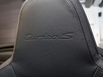 PORSCHE 992 Turbo S Cabriolet - SPORT DESING PACK - BOSE