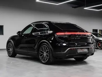 PORSCHE Macan E Matrix-ACC-Pano-Leder-Kamera