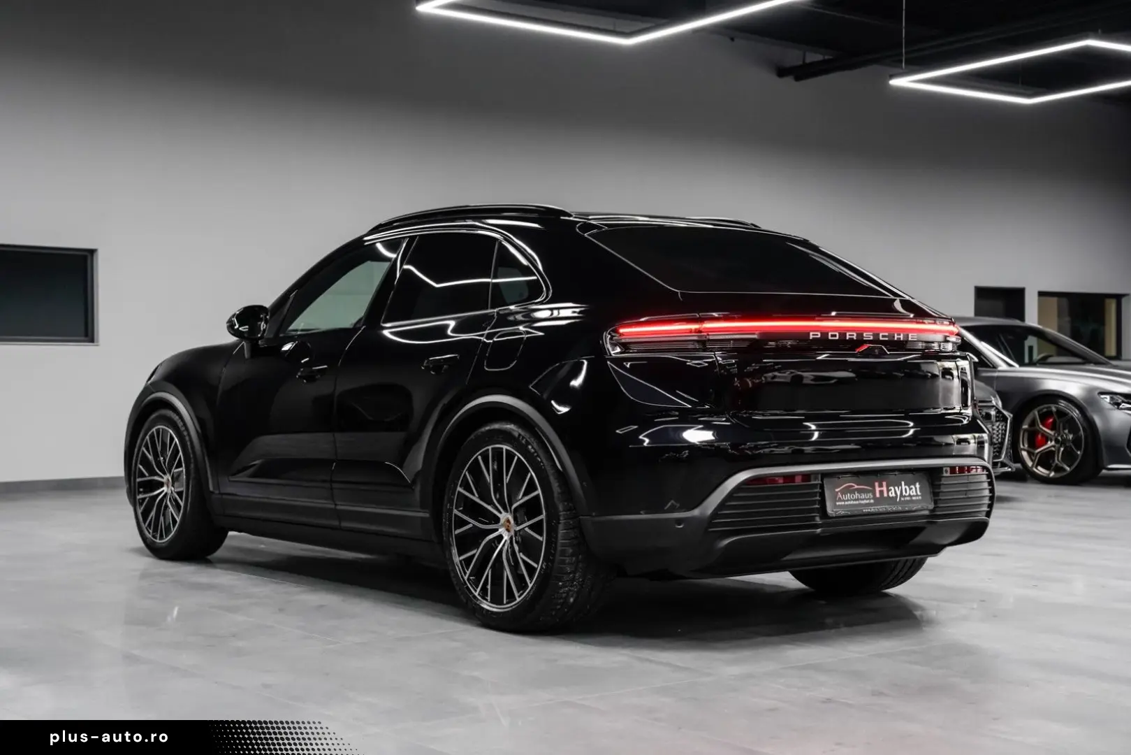 PORSCHE Macan E Matrix-ACC-Pano-Leder-Kamera