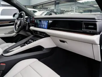 PORSCHE Macan E Matrix-ACC-Pano-Leder-Kamera