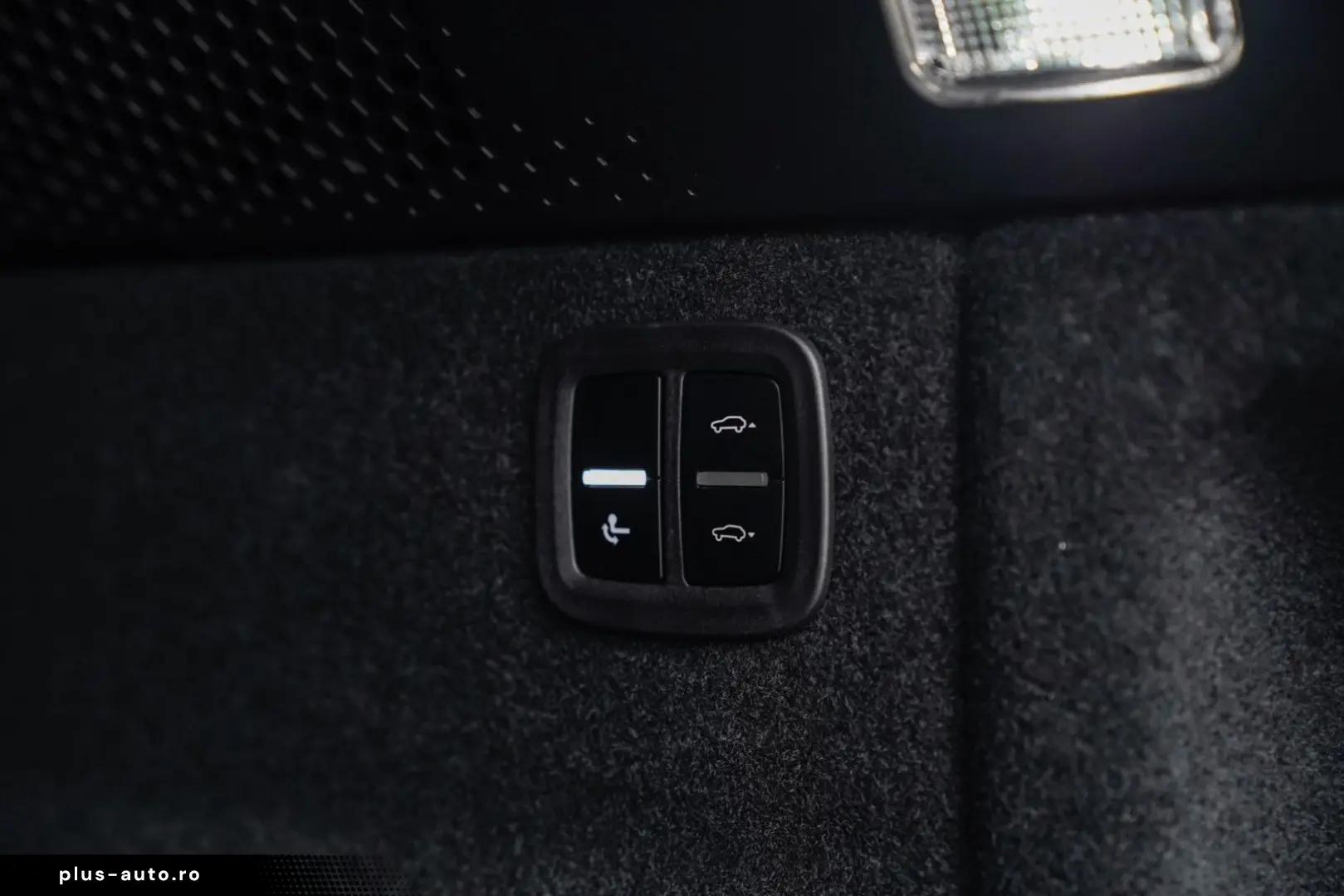 PORSCHE Macan E Matrix-ACC-Pano-Leder-Kamera